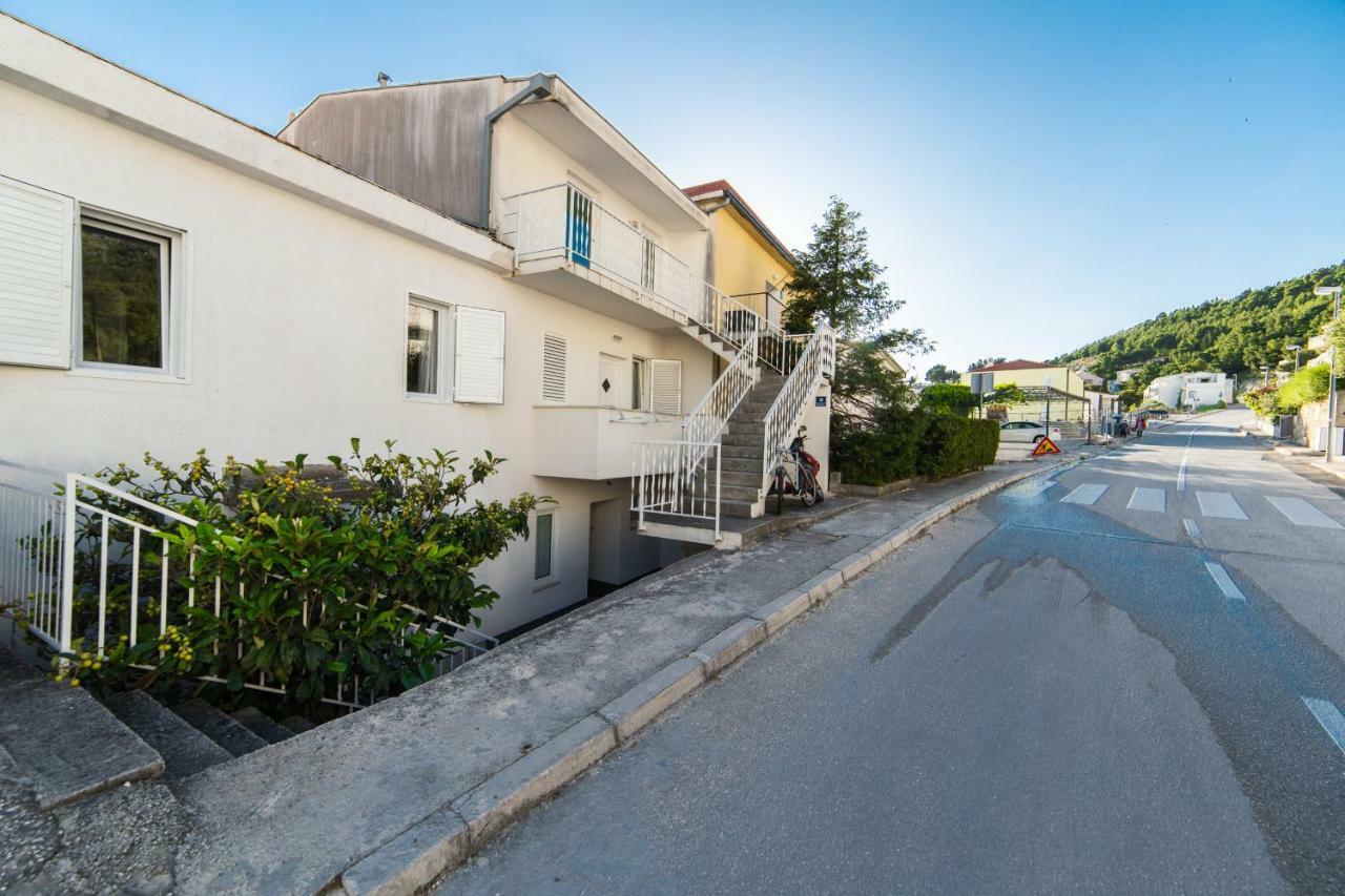 Apartment Bella Baska Voda Bagian luar foto