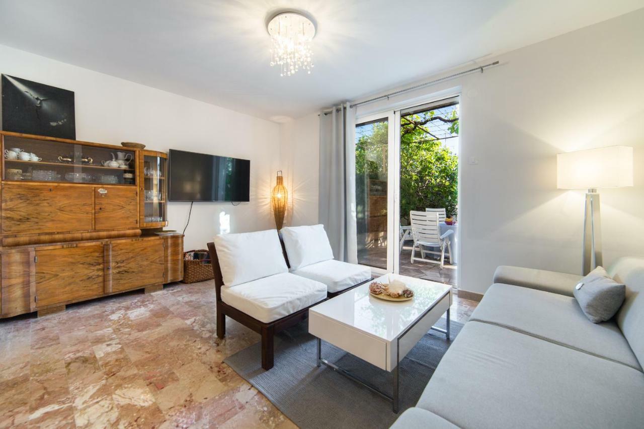 Apartment Bella Baska Voda Bagian luar foto