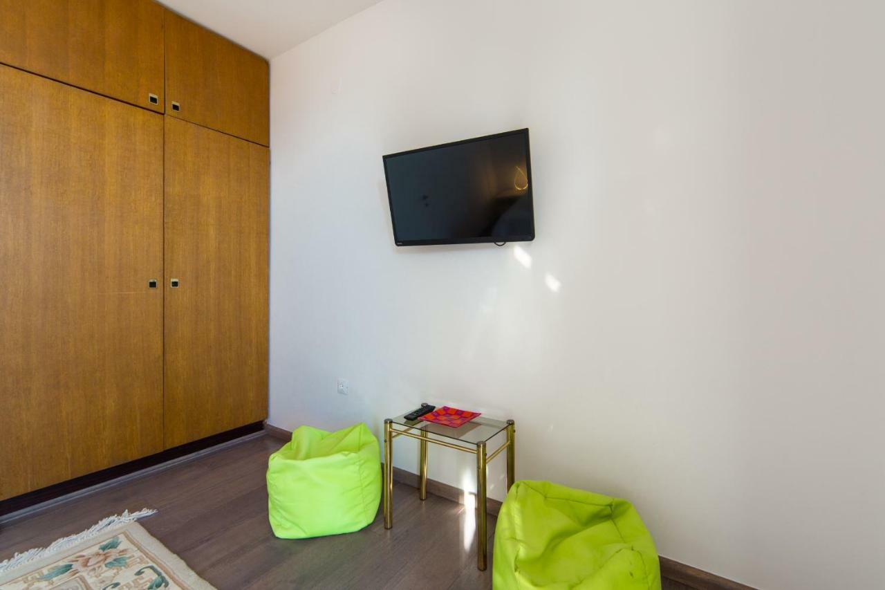 Apartment Bella Baska Voda Bagian luar foto